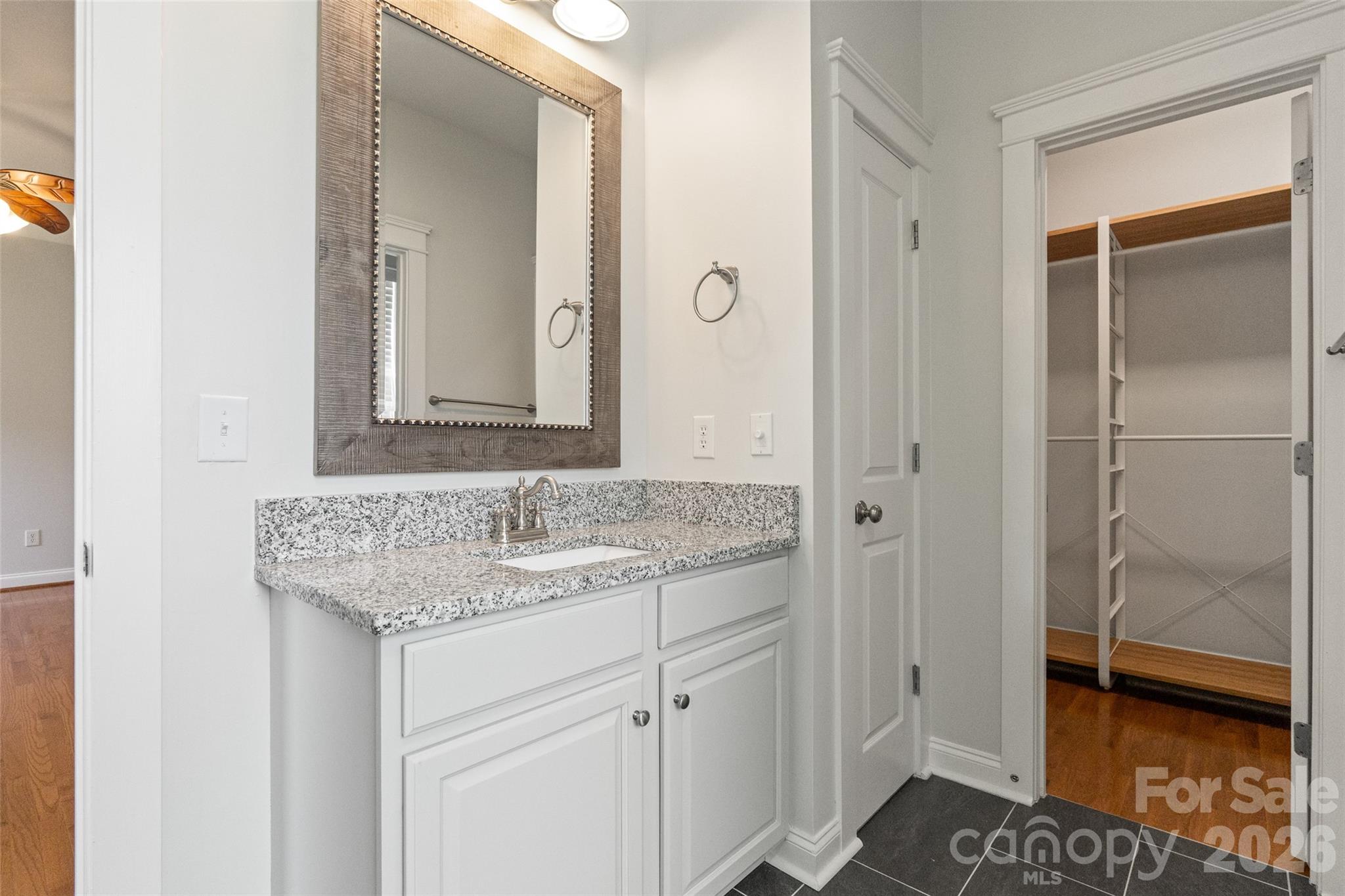 6008 Langham Court Charlotte NC 28269