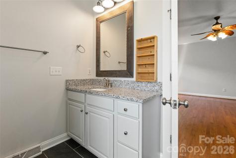 6008 Langham Court Charlotte NC 28269