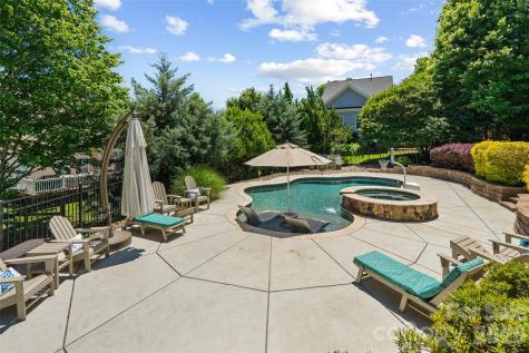 6008 Langham Court Charlotte NC 28269