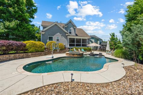 6008 Langham Court Charlotte NC 28269