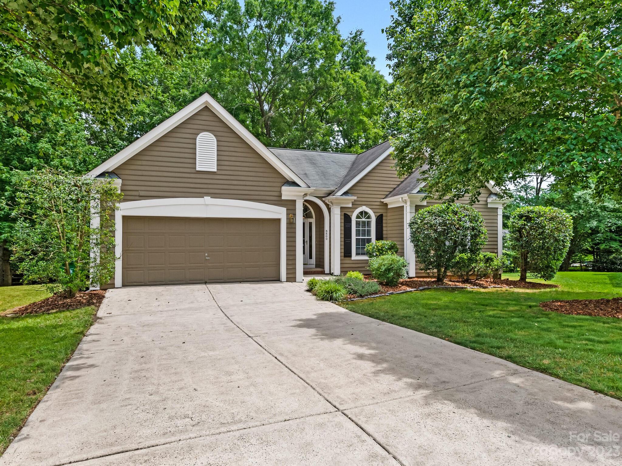 8800 Arbor Glen Lane Charlotte NC 28210