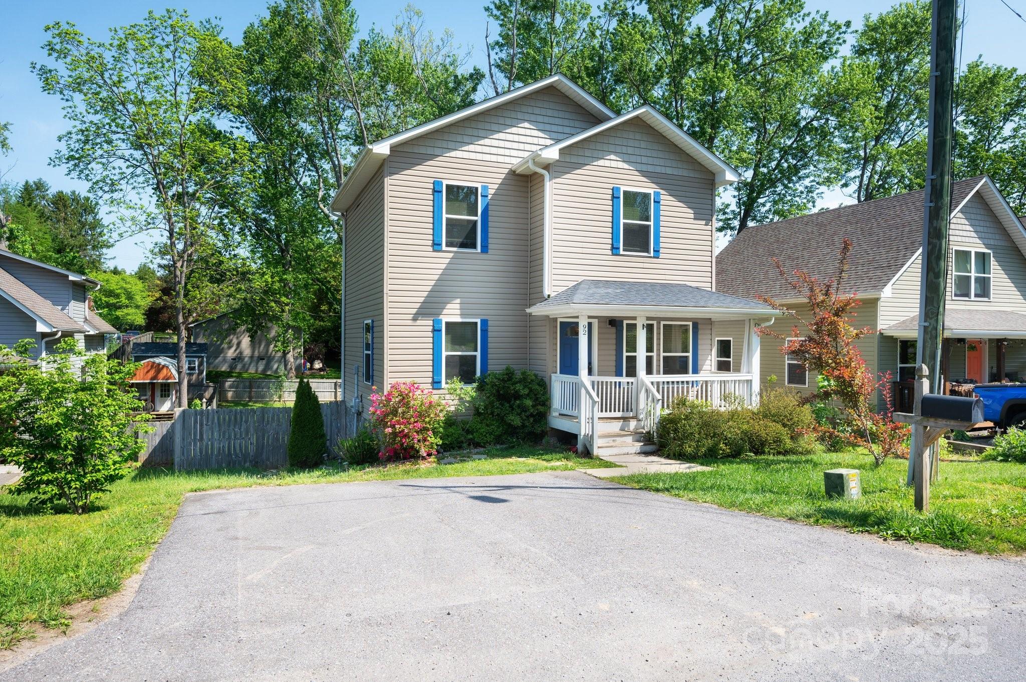 92 Le-an-hurst Road Asheville NC 28803