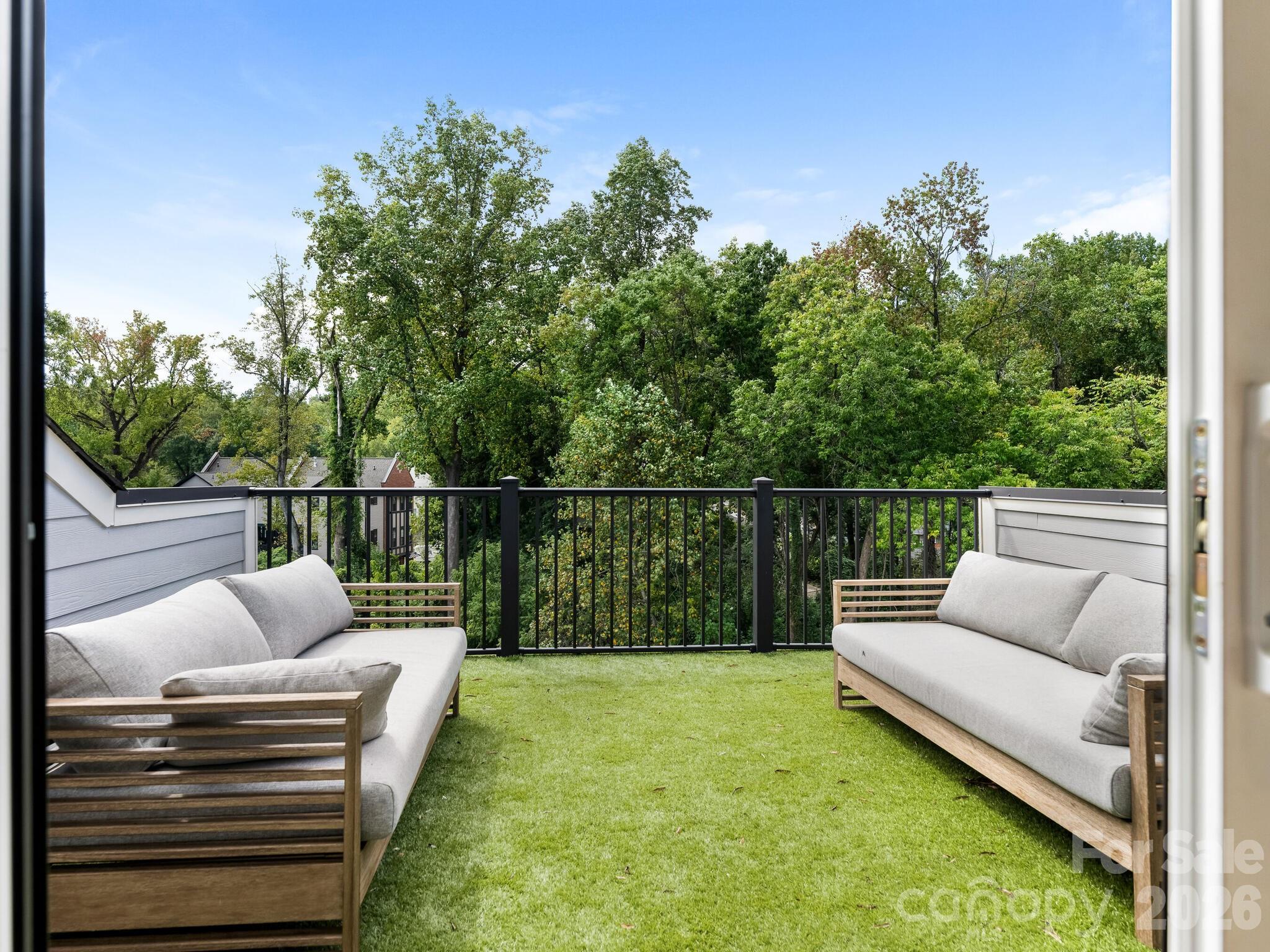 2555 Deacon Avenue Charlotte NC 28204