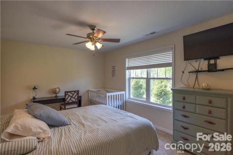 101 Towne Place Clyde NC 28721