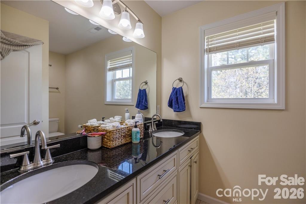 101 Towne Place Clyde NC 28721