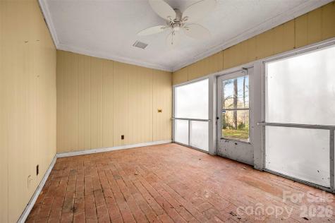 149 Woodbriar Drive Forest City NC 28043