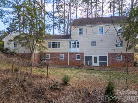 149 Woodbriar Drive Forest City NC 28043