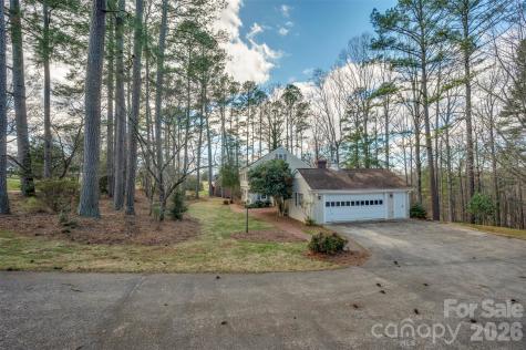 149 Woodbriar Drive Forest City NC 28043