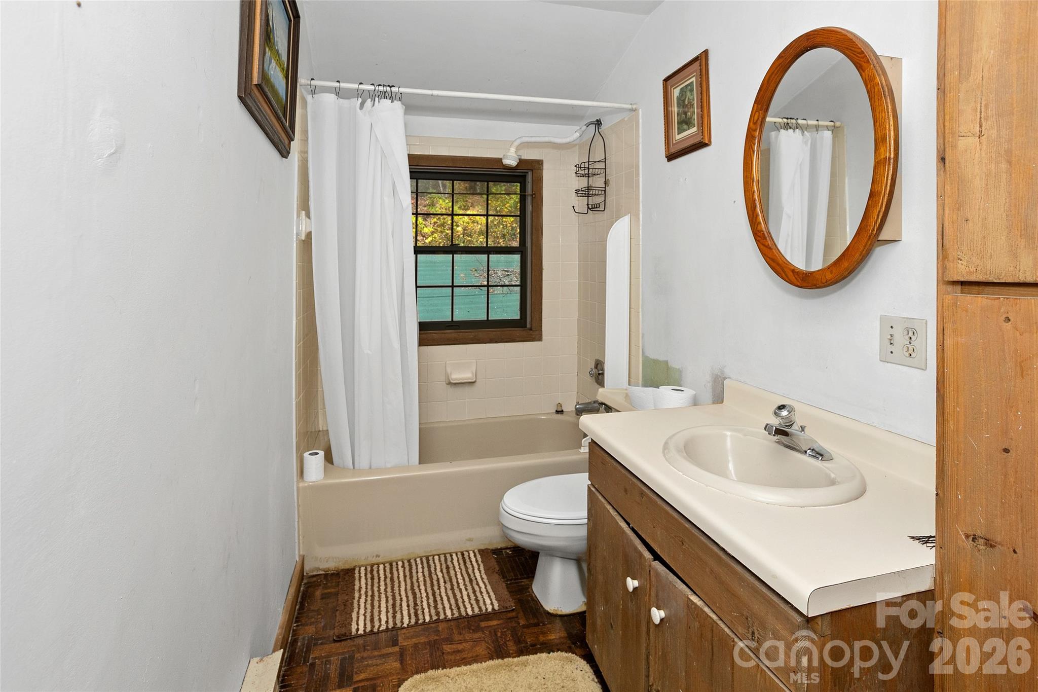 310 Log Gap Road Fairview NC 28730