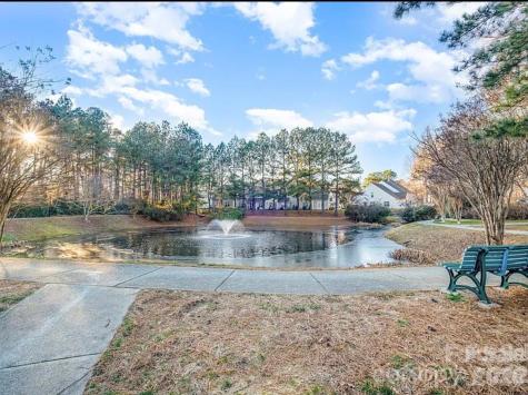 8376 Rudolph Road Charlotte NC 28216