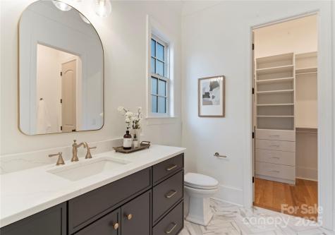 150 N Canterbury Road Charlotte NC 28211