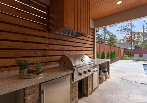 150 N Canterbury Road Charlotte NC 28211