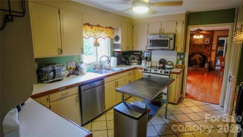 204 Old Stagecoach Road Lawndale NC 28090