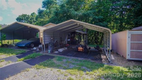 204 Old Stagecoach Road Lawndale NC 28090