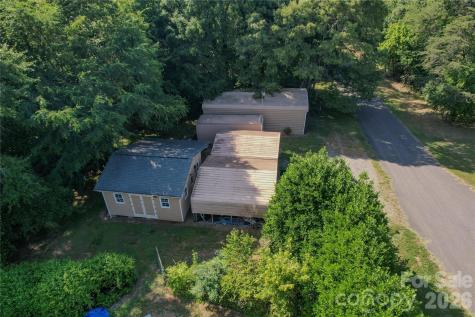 204 Old Stagecoach Road Lawndale NC 28090