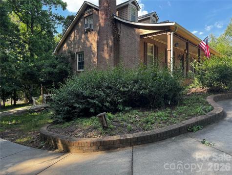 204 Old Stagecoach Road Lawndale NC 28090