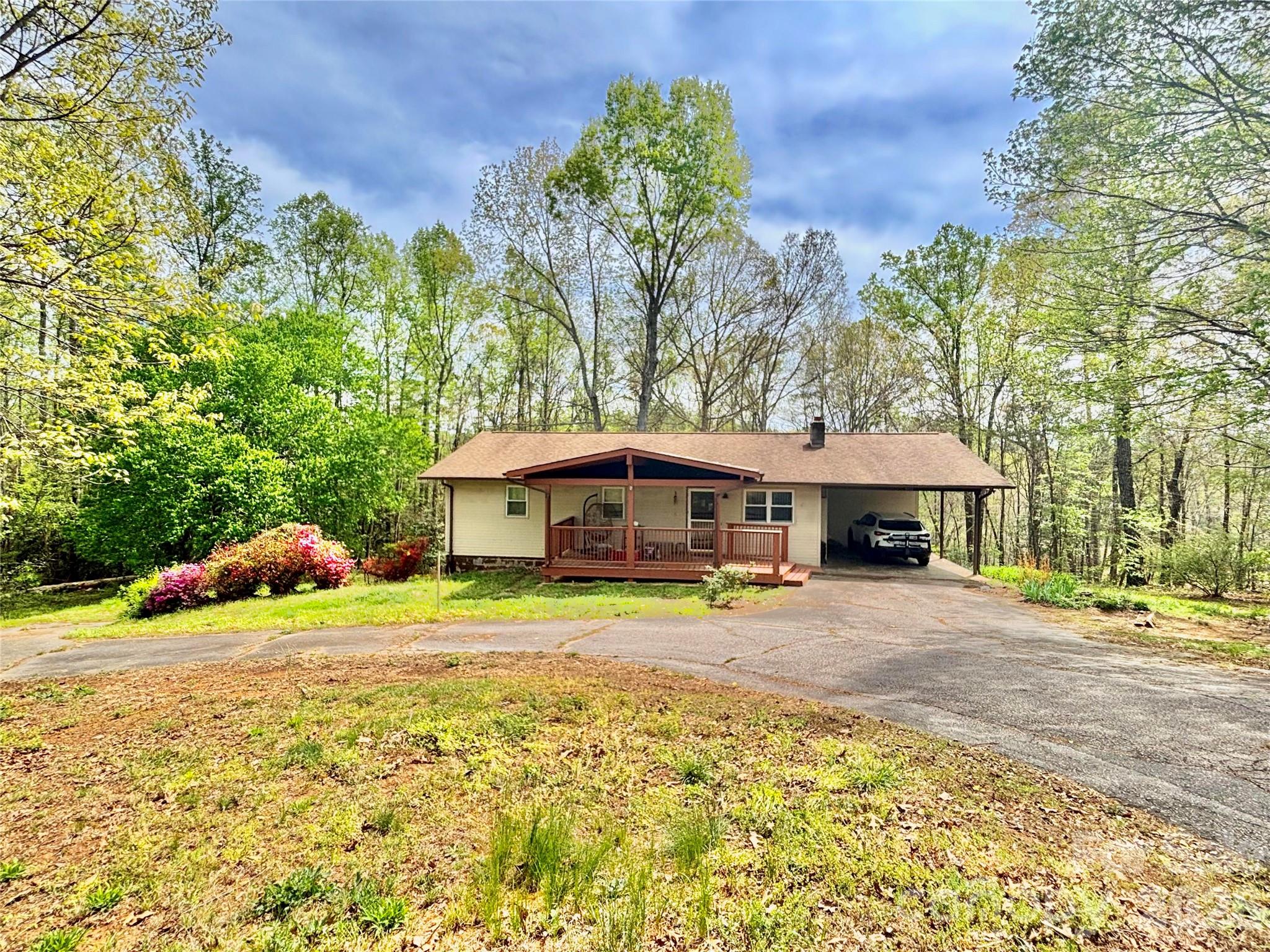 5172 Us 70 Highway E Nebo NC 28761