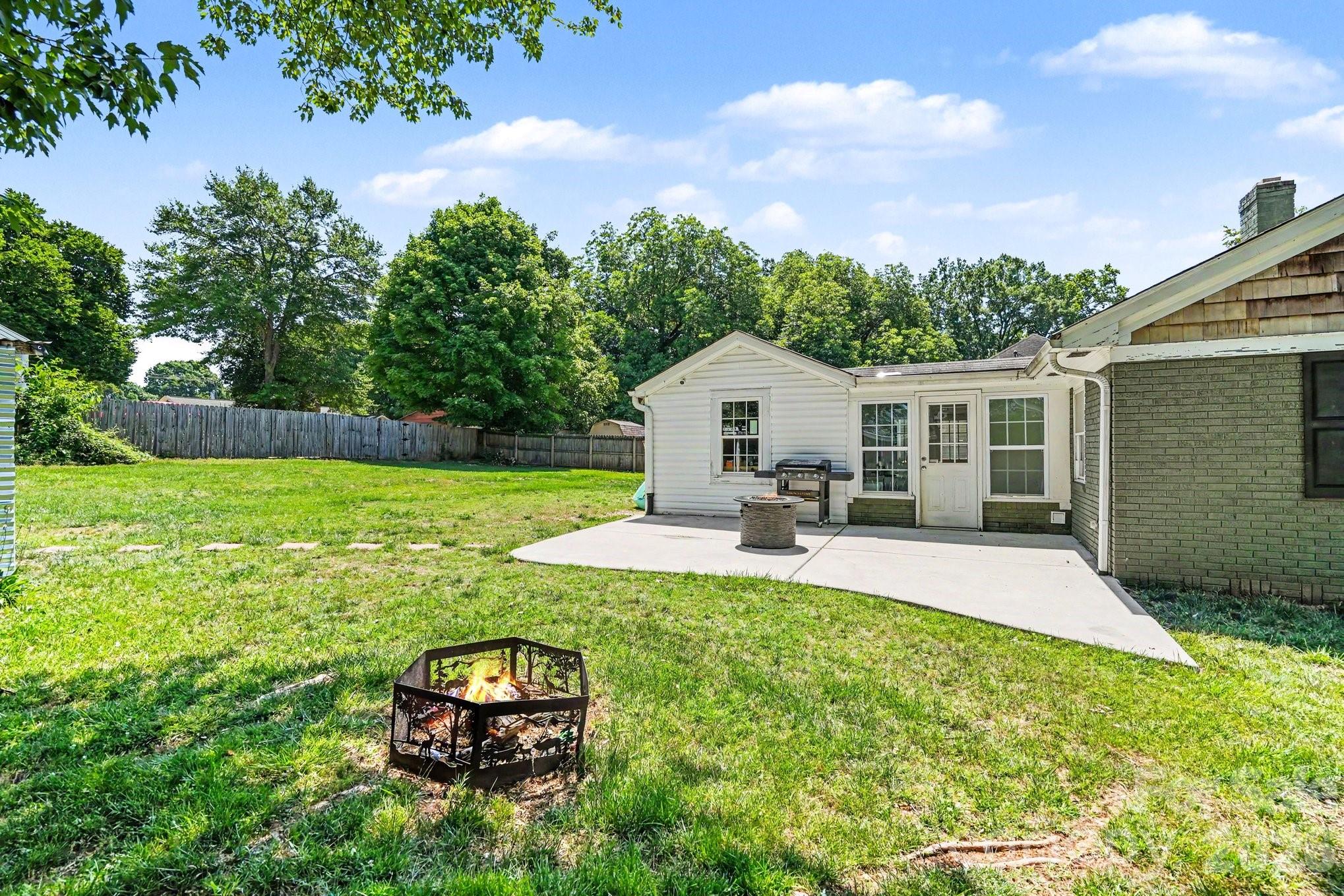 707 Spring Street SW Concord NC 28025