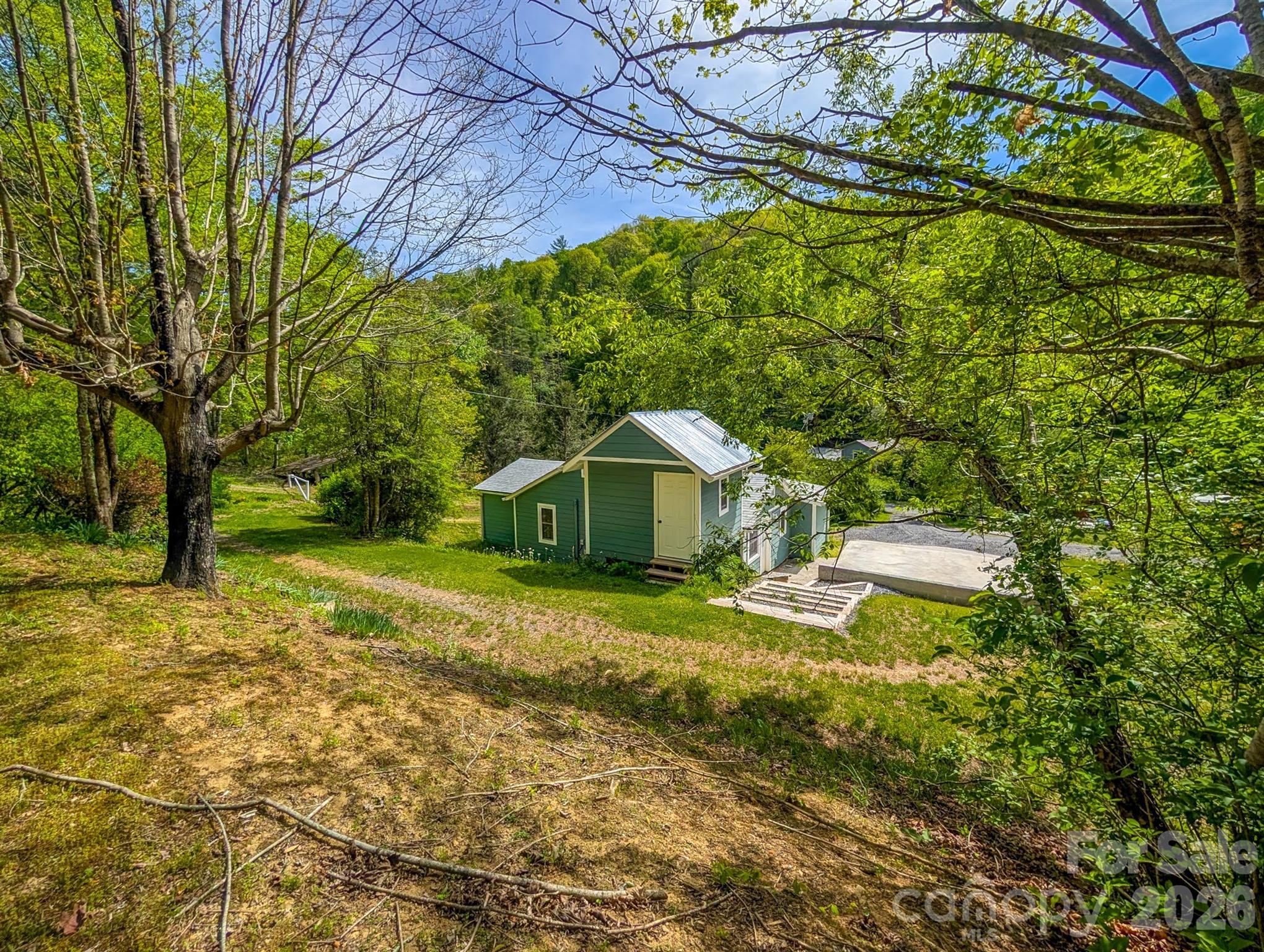 314 Byrd Creek Road Green Mountain NC 28740