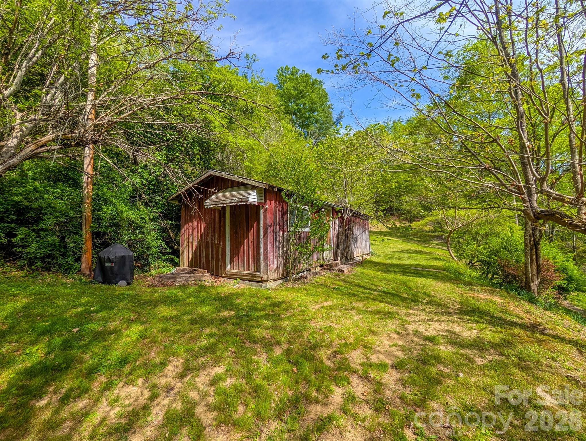 314 Byrd Creek Road Green Mountain NC 28740