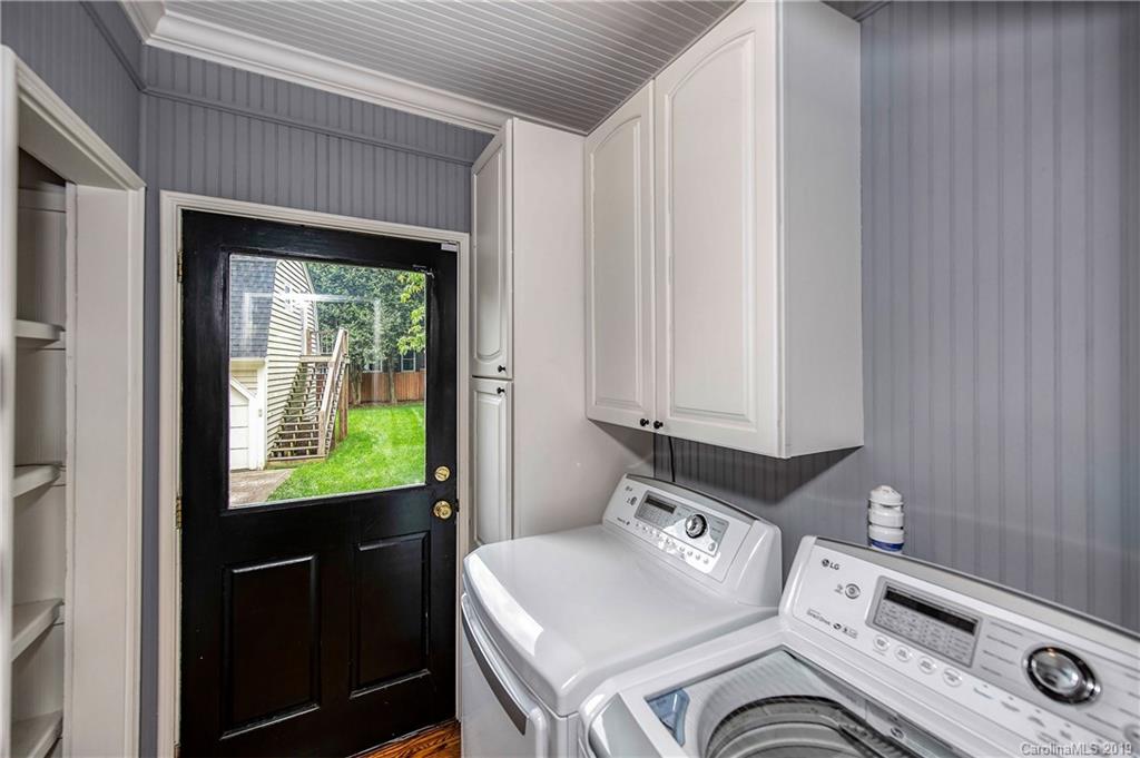 407 Hermitage Court Charlotte NC 28207