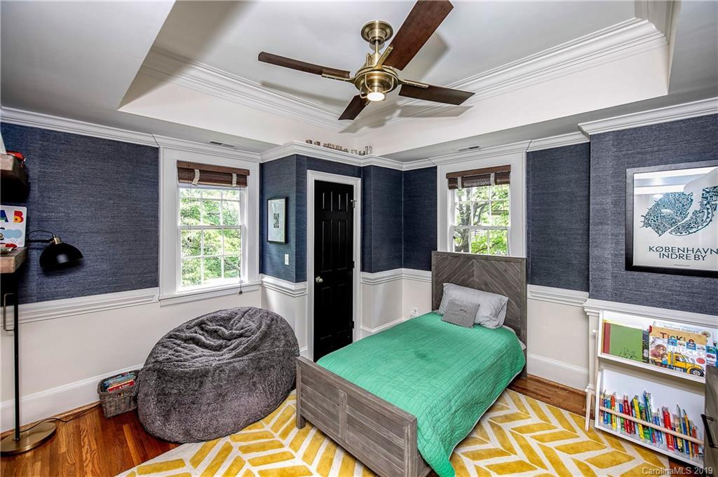 407 Hermitage Court Charlotte NC 28207