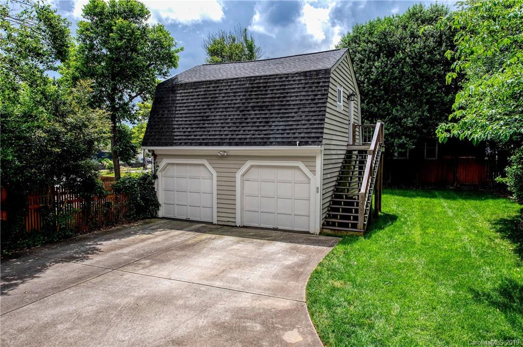 407 Hermitage Court Charlotte NC 28207