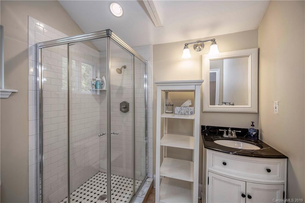 407 Hermitage Court Charlotte NC 28207