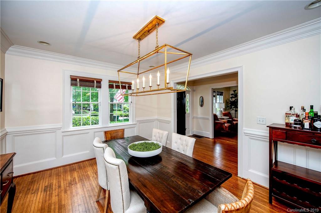 407 Hermitage Court Charlotte NC 28207