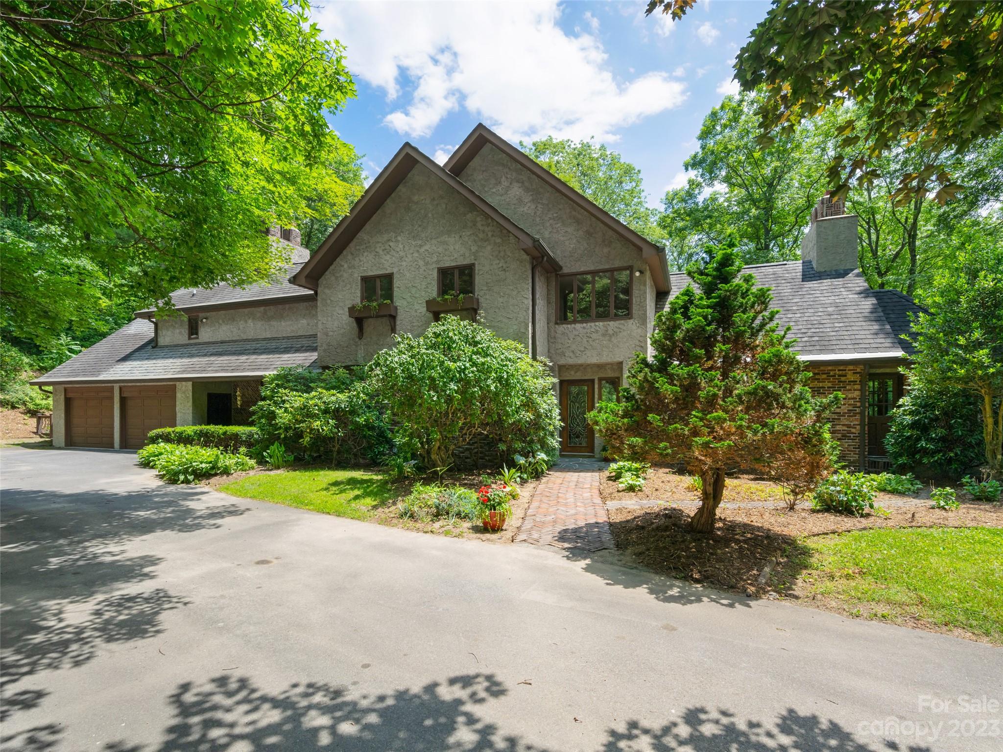80 Robinhood Road Asheville NC 28804