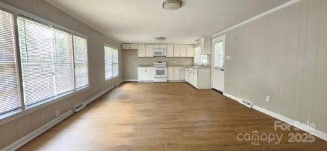 2828 Bellhaven Circle Charlotte NC 28214