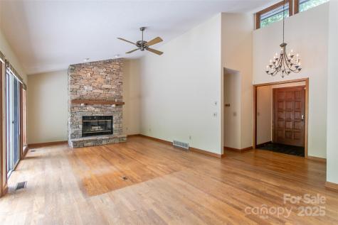 47 Tsitsi Court Brevard NC 28712