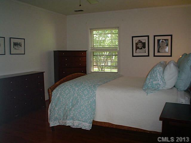 4711 Montibello Drive Charlotte NC 28226