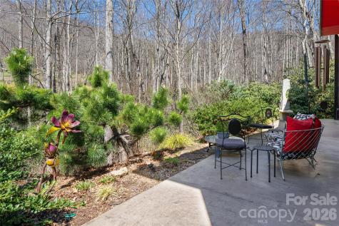 33 Robinson Creek Road Asheville NC 28803