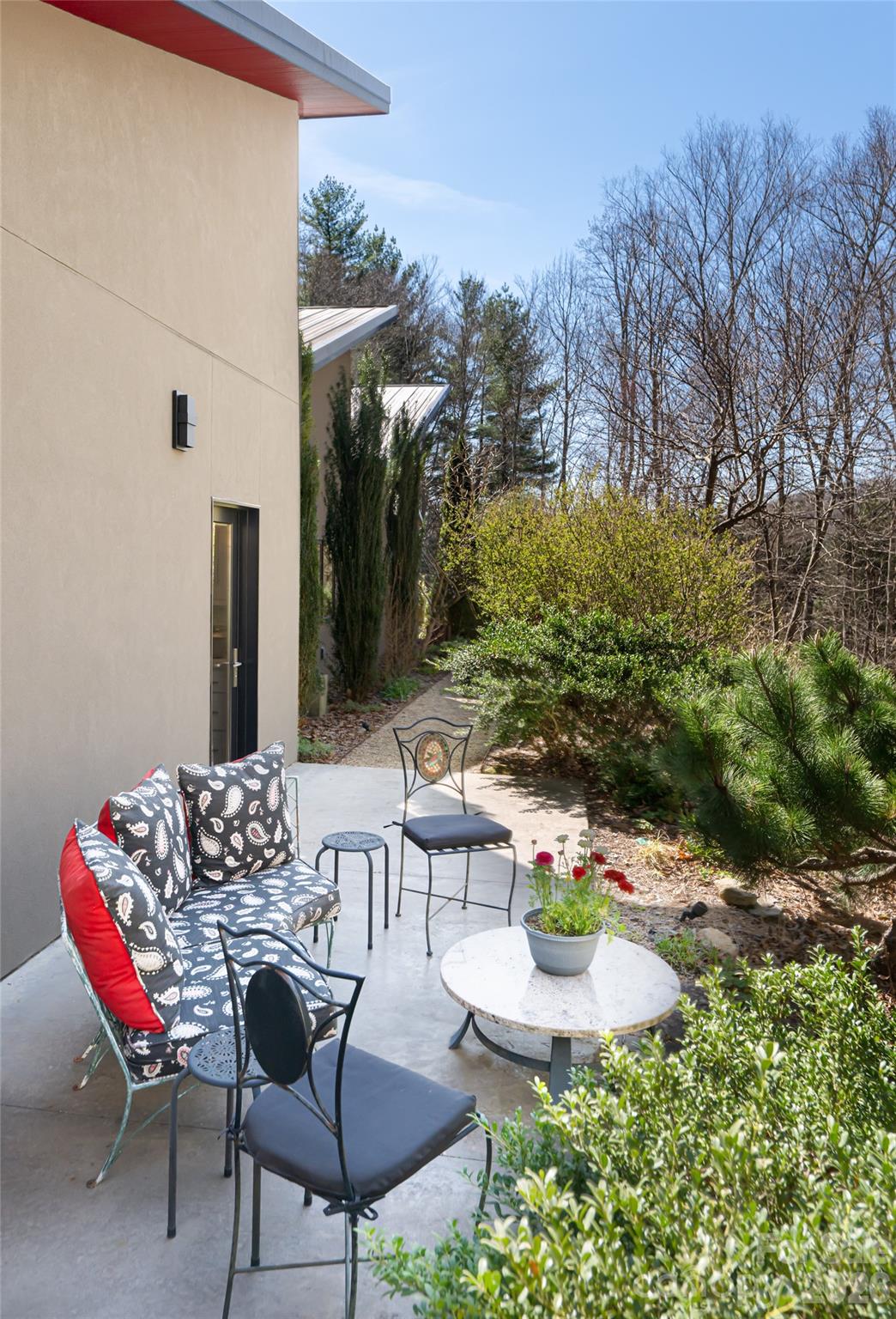 33 Robinson Creek Road Asheville NC 28803