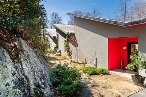 33 Robinson Creek Road Asheville NC 28803