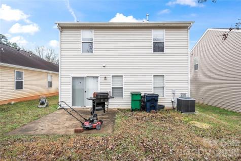 5041 Wallace Creek Lane Charlotte NC 28212