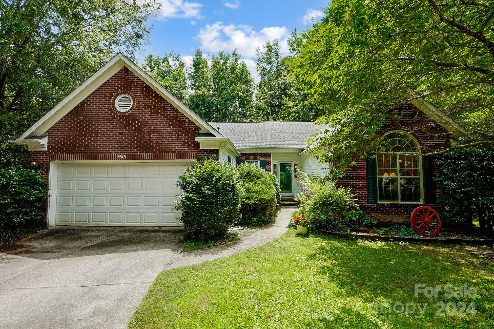 3319 Crescent Knoll Drive Matthews NC 28105