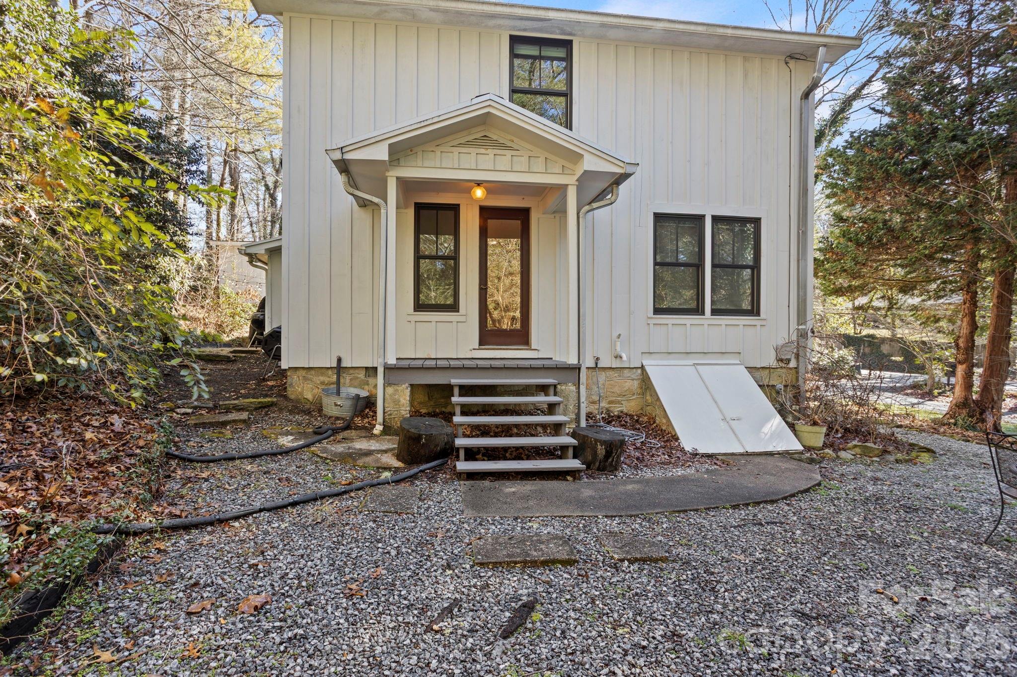 2525 Kanuga Road Hendersonville NC 28739