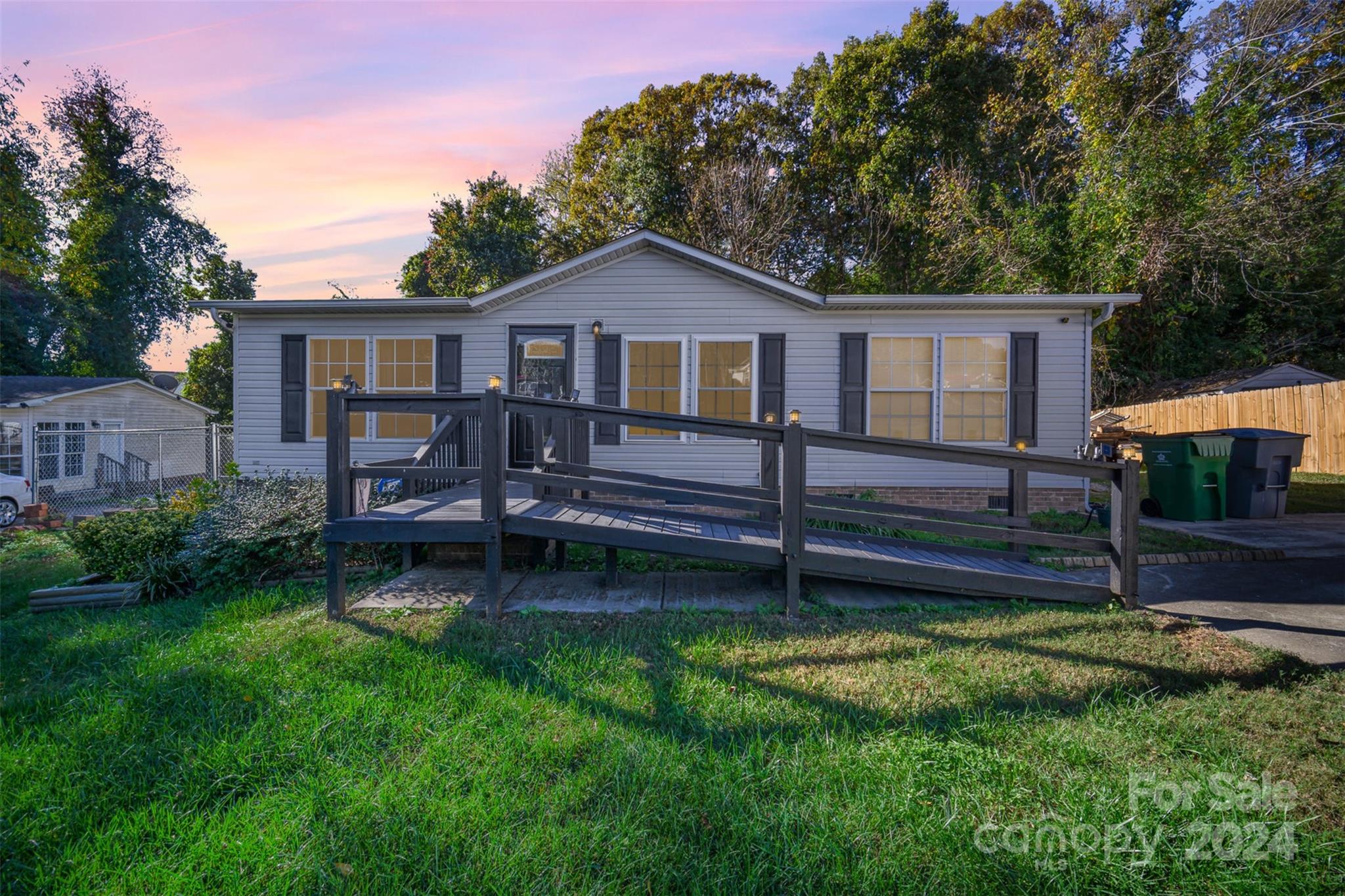 10013 Earney Drive Charlotte NC 28214
