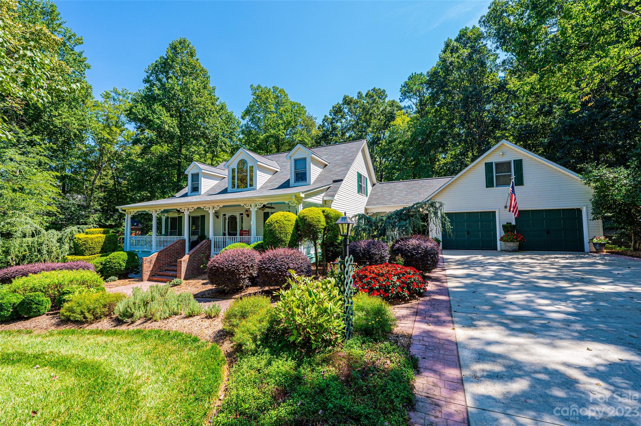 4008 Pinecrest Drive NE Hickory NC 28601