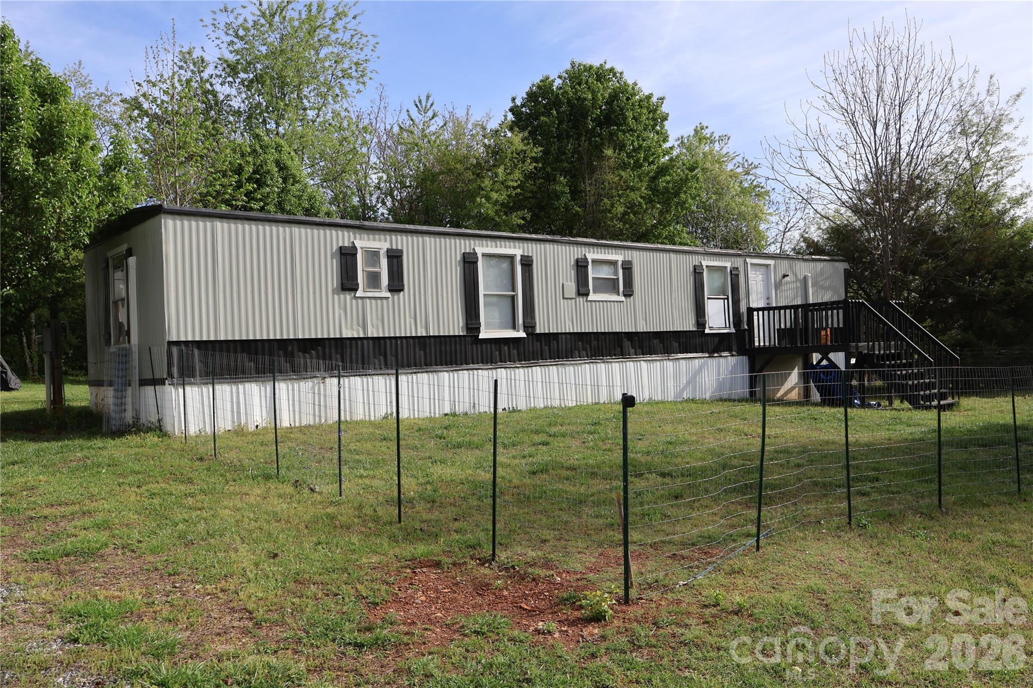 126 Cedarvale Drive Harmony NC 28634
