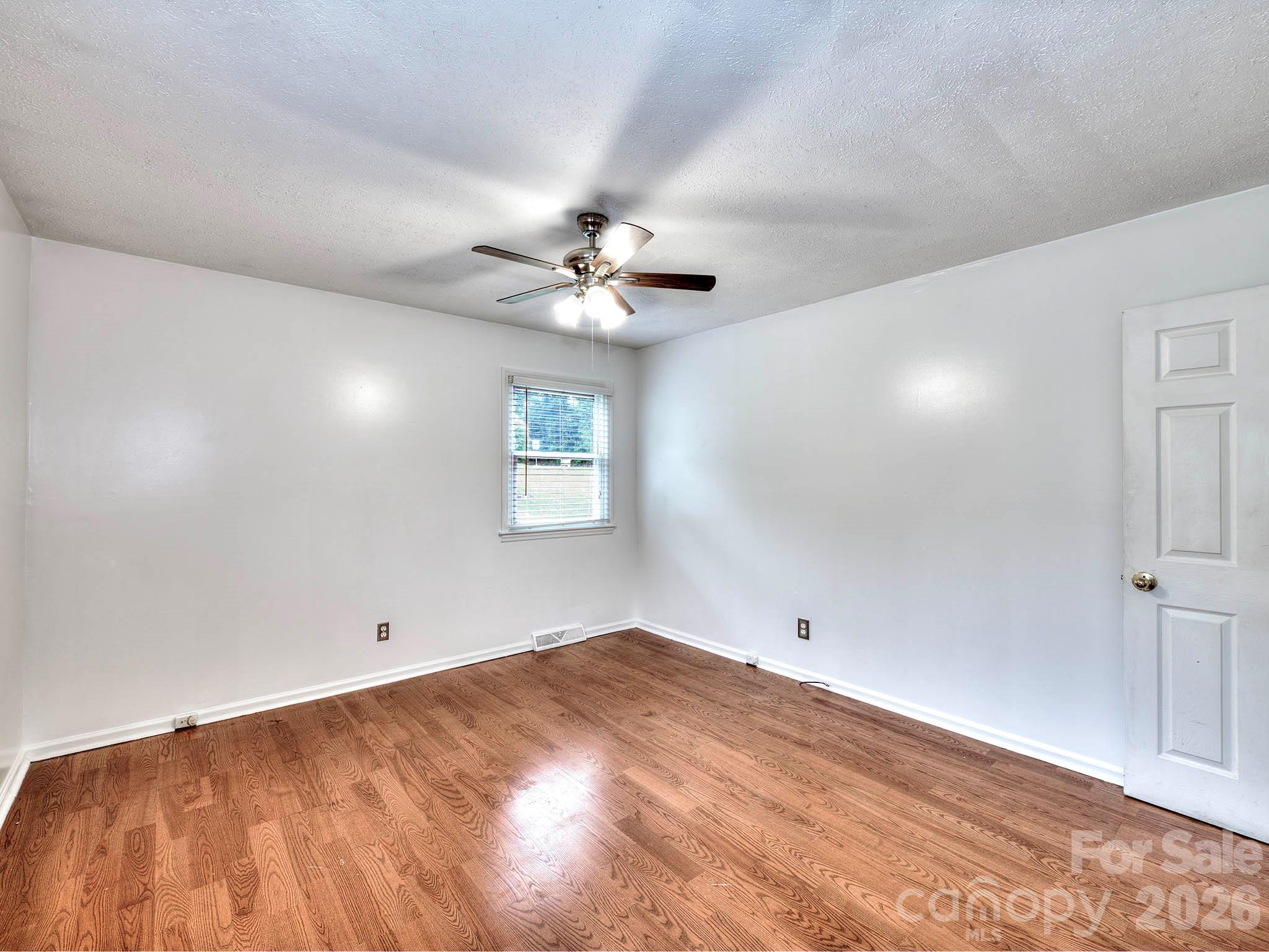 109 Oxford Street Shelby NC 28152