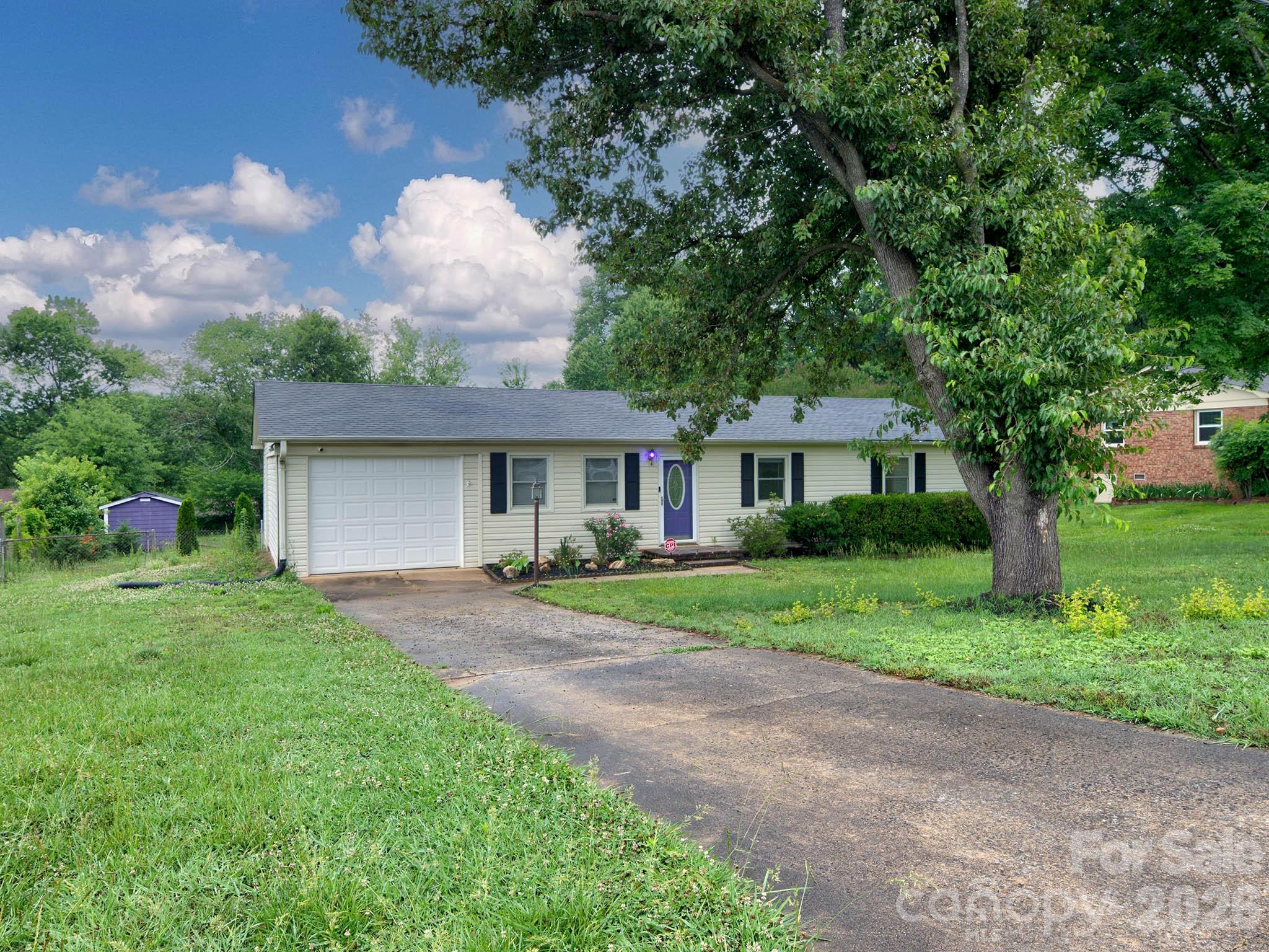 109 Oxford Street Shelby NC 28152
