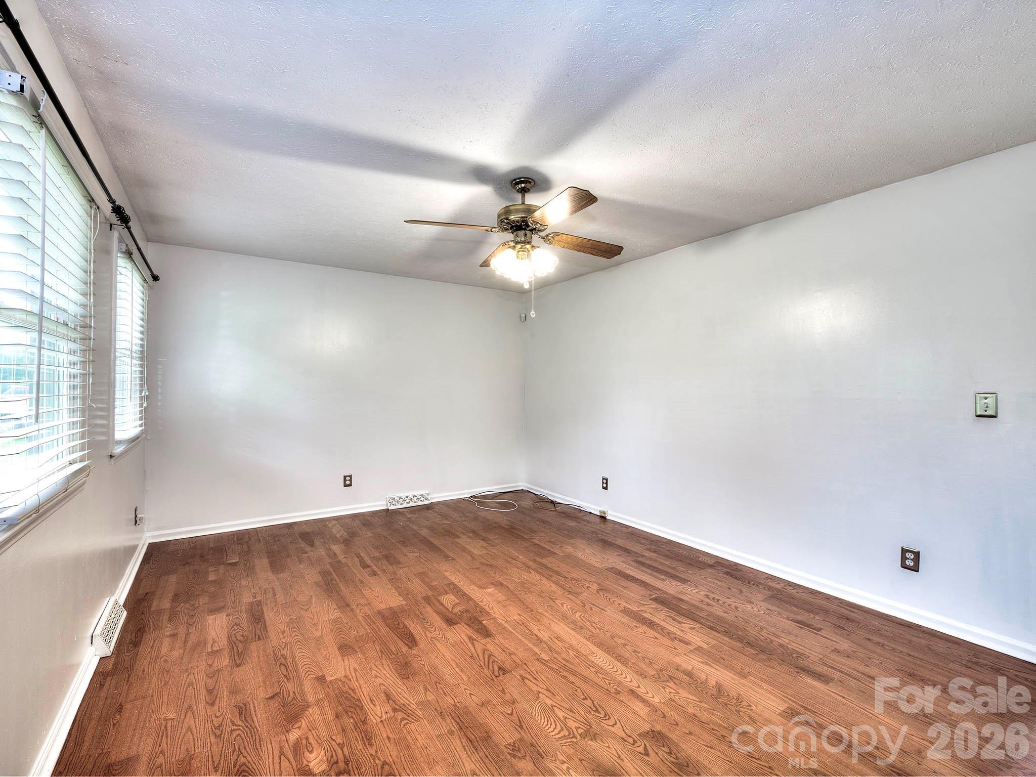 109 Oxford Street Shelby NC 28152