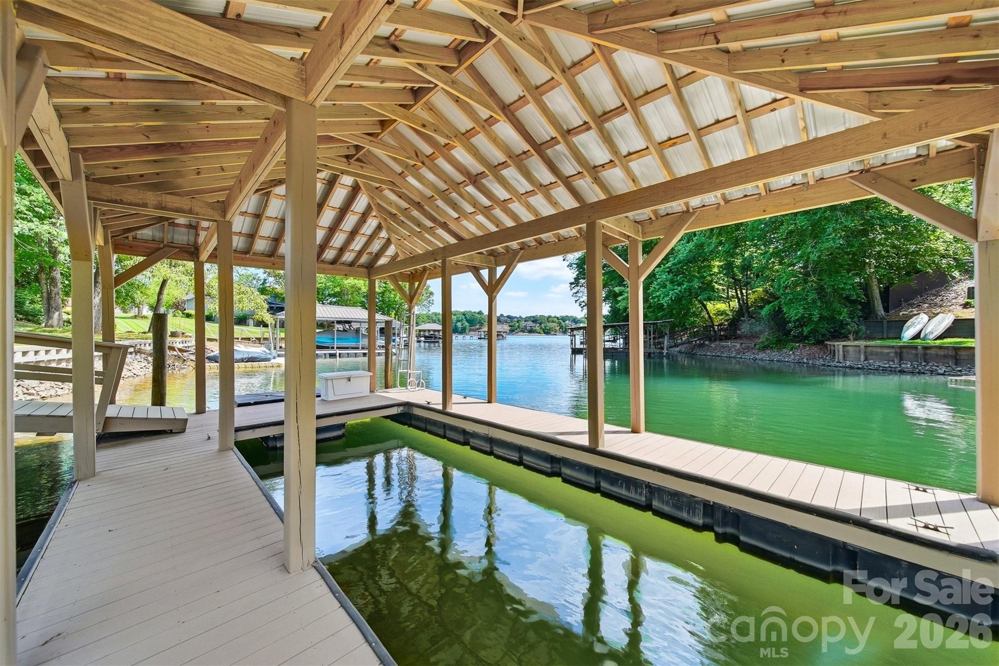 65 King Arthurs Court Hickory NC 28601
