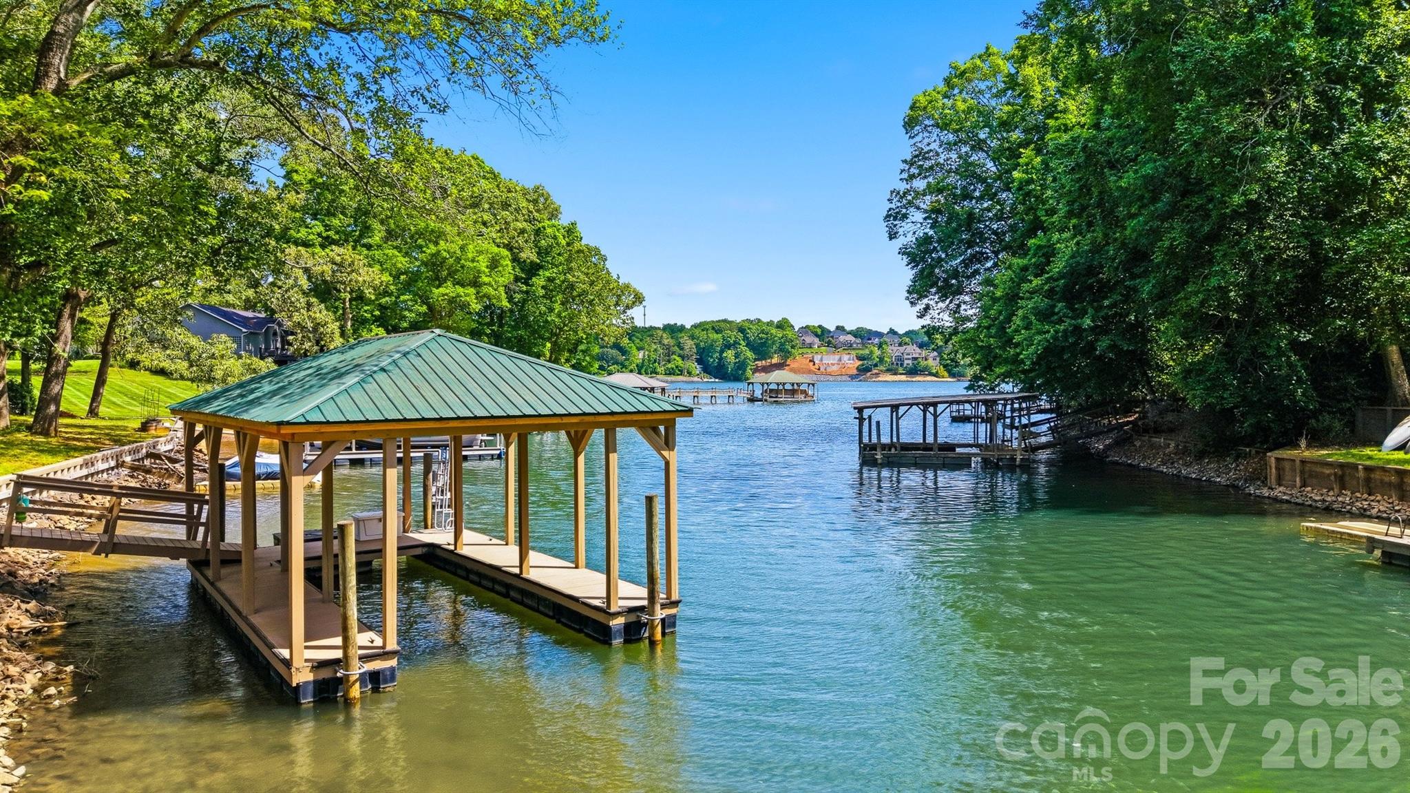 65 King Arthurs Court Hickory NC 28601