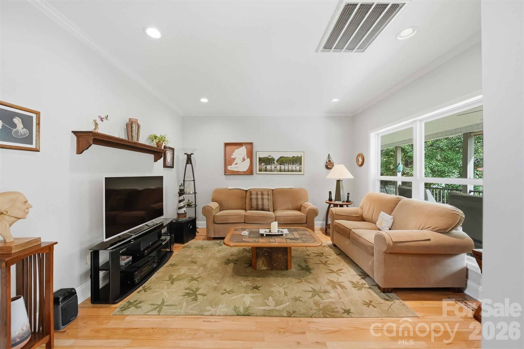 65 King Arthurs Court Hickory NC 28601