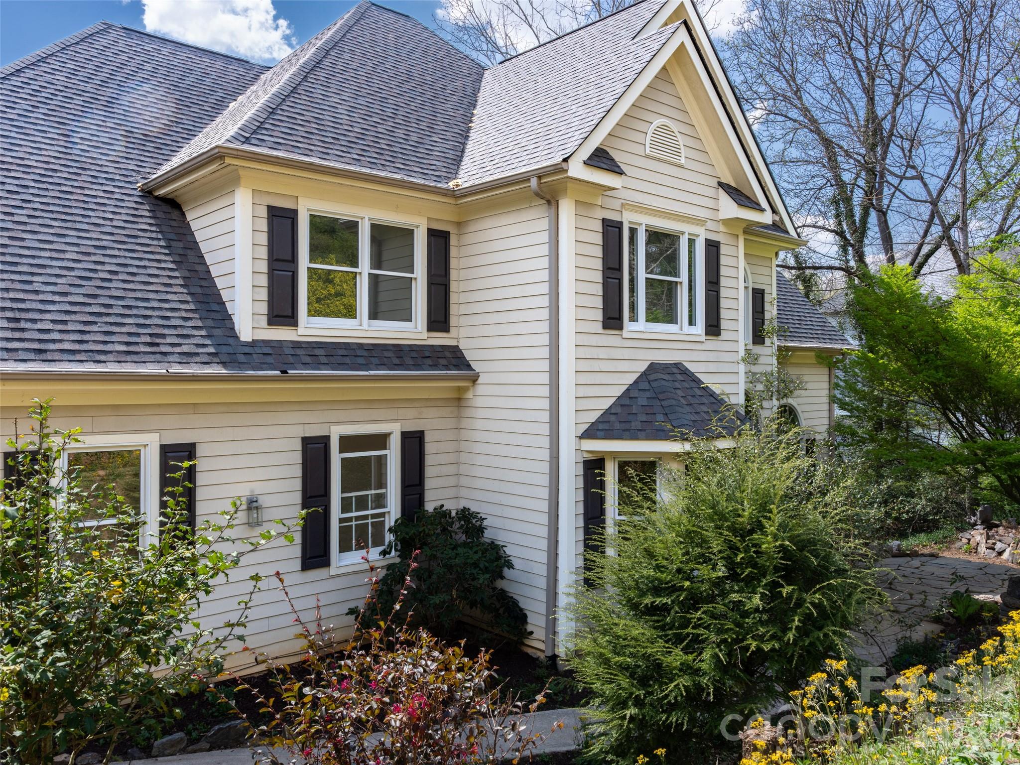 39 Eastmoor Drive Asheville NC 28805