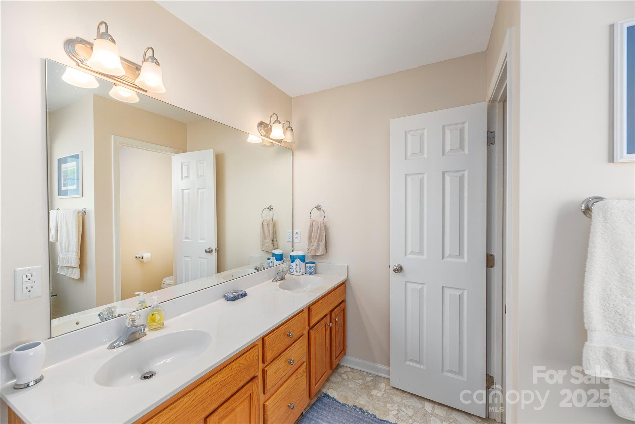 20 Ridgeland Lane Asheville NC 28805